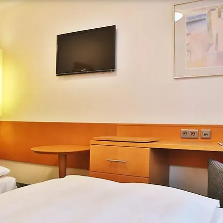 Hotel Am Kupferhammer 2*