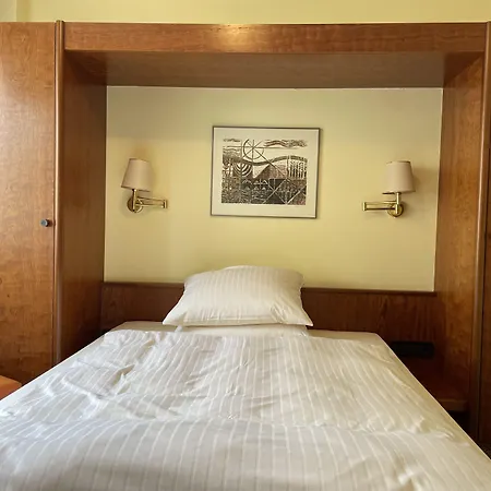 מלון Am Kupferhammer טובינגן